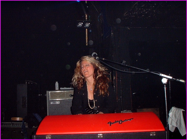 The Fuzztones -
The Garage,
Highbury, London
1st May 2003